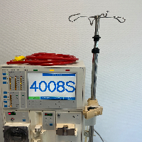 Fresenius Medical Care 4008 S Hemodialys Machines image 2